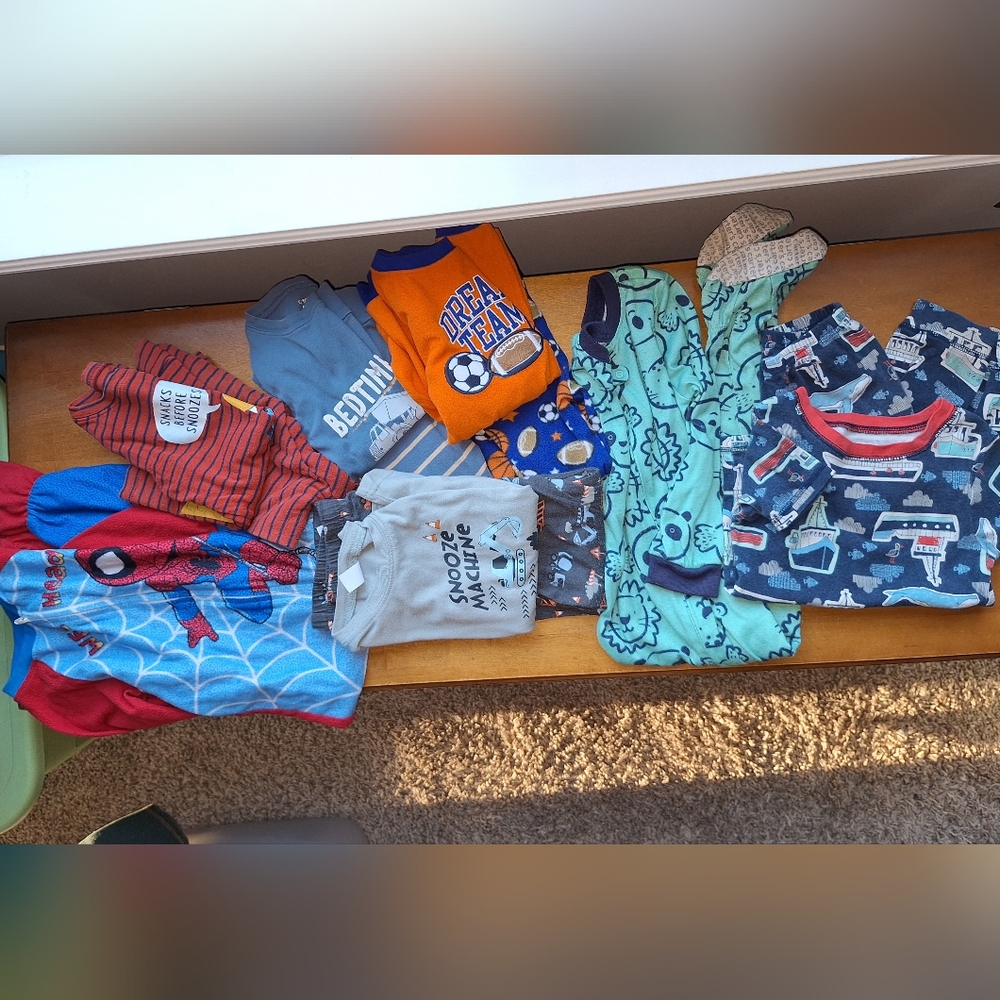 Lot of 4T-5T boys pajamas